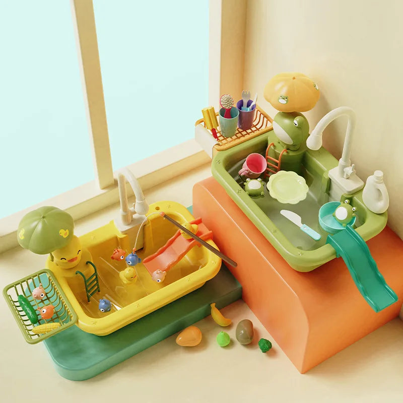 Die Frosch- und die Enten-Ausführung der Spielspüle nebeneinander