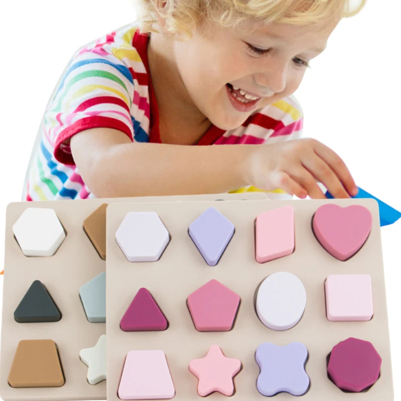 Steckspiel für Babys aus Silikon mit zwölf Formen